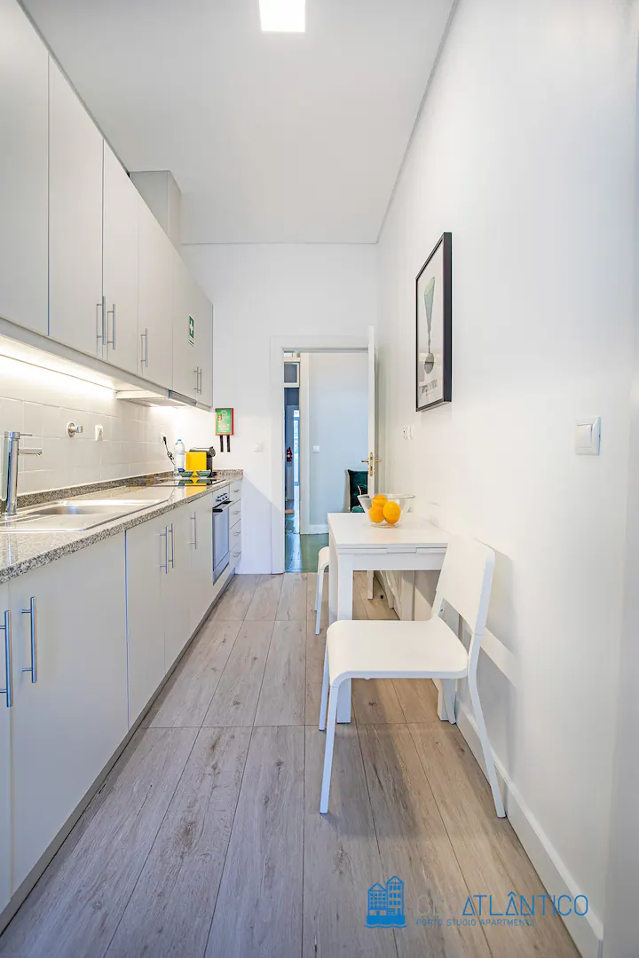 alegria_colour_apartment_greeniii_cozinha